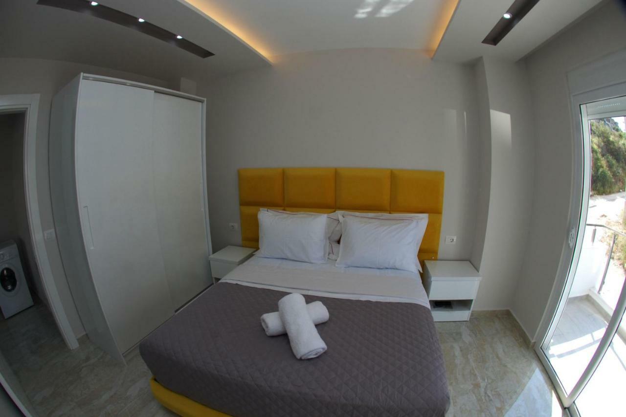 Oceanic Luxury *