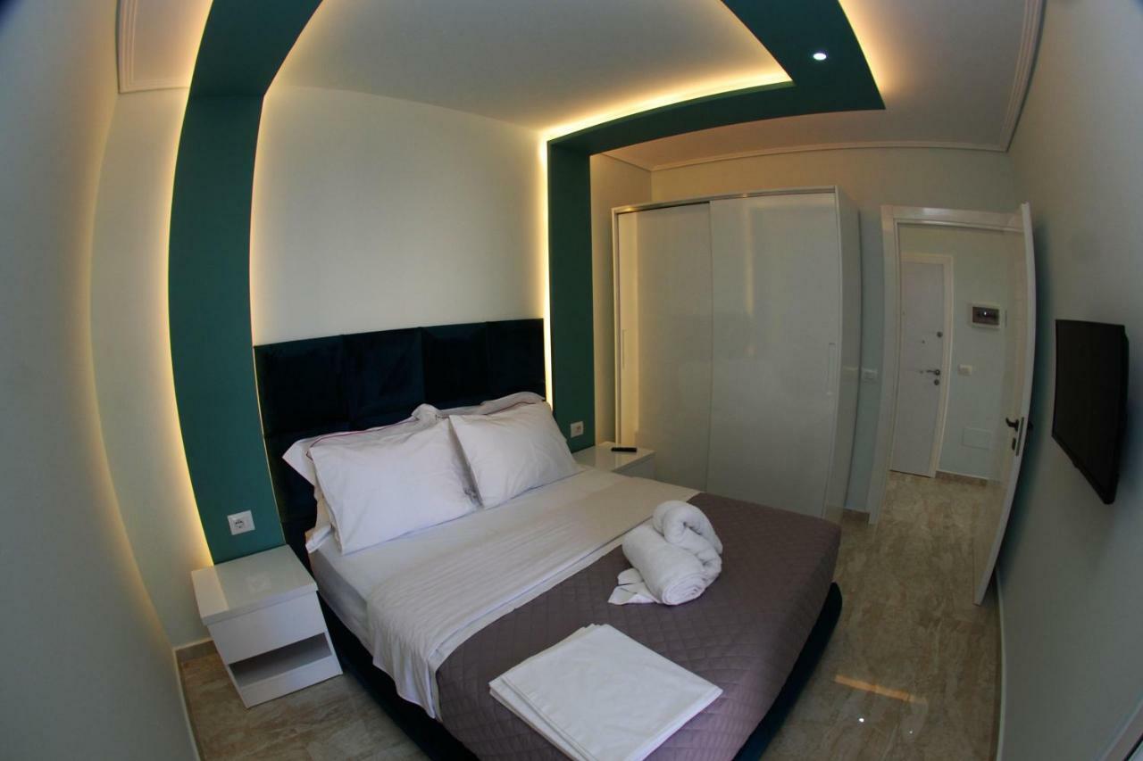 Apartment Oceanic Luxury Sarande