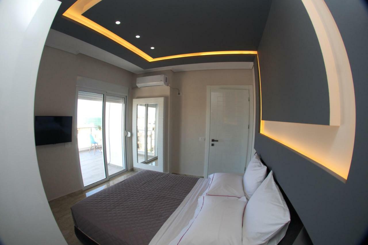 Apartment Oceanic Luxury Sarande