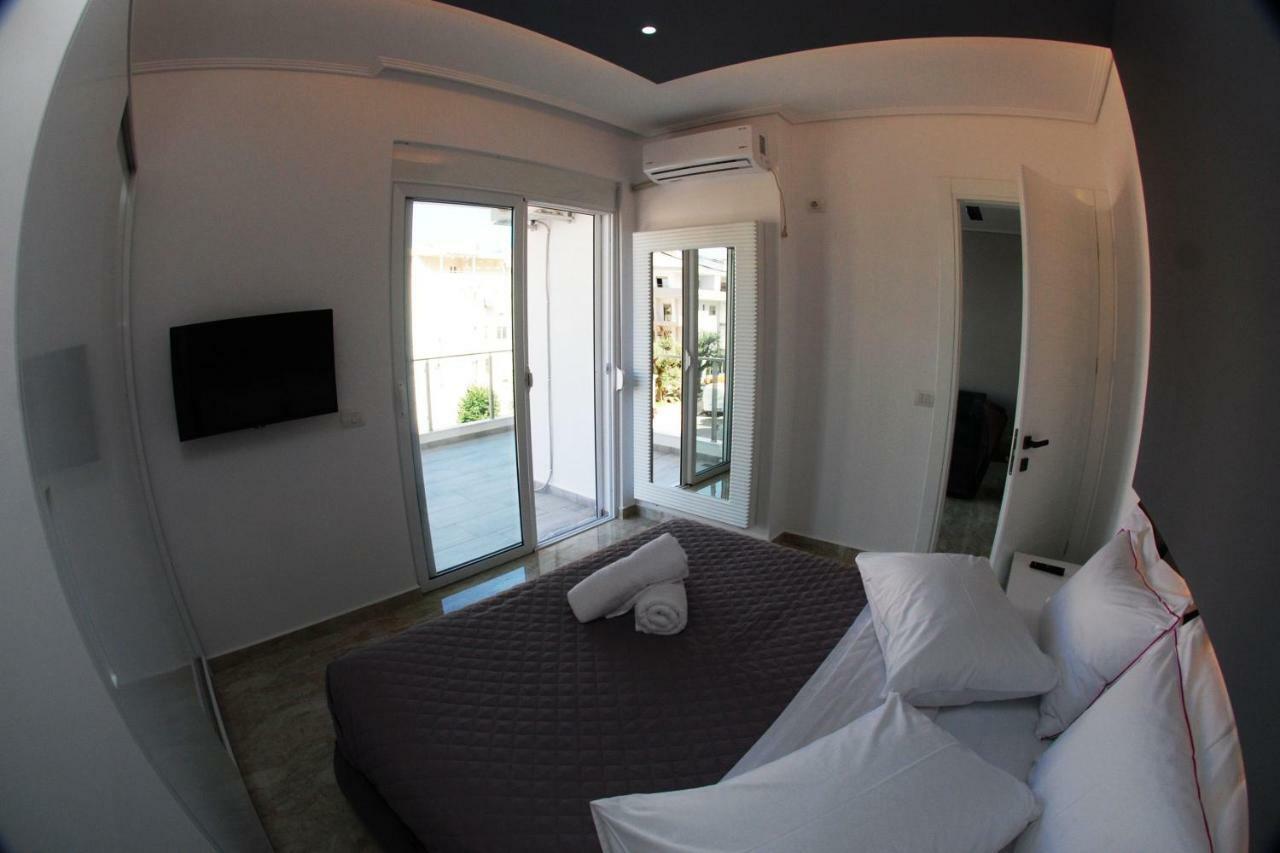 Oceanic Luxury *